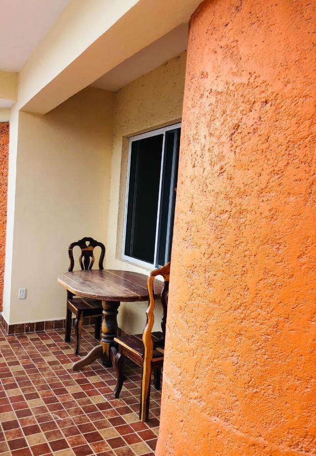 Hotel Becan Xpujil Exterior photo